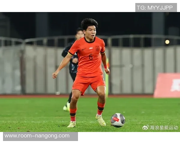 徐彬可选择踢狼队U21或巴恩斯利一线队的机会引发关注